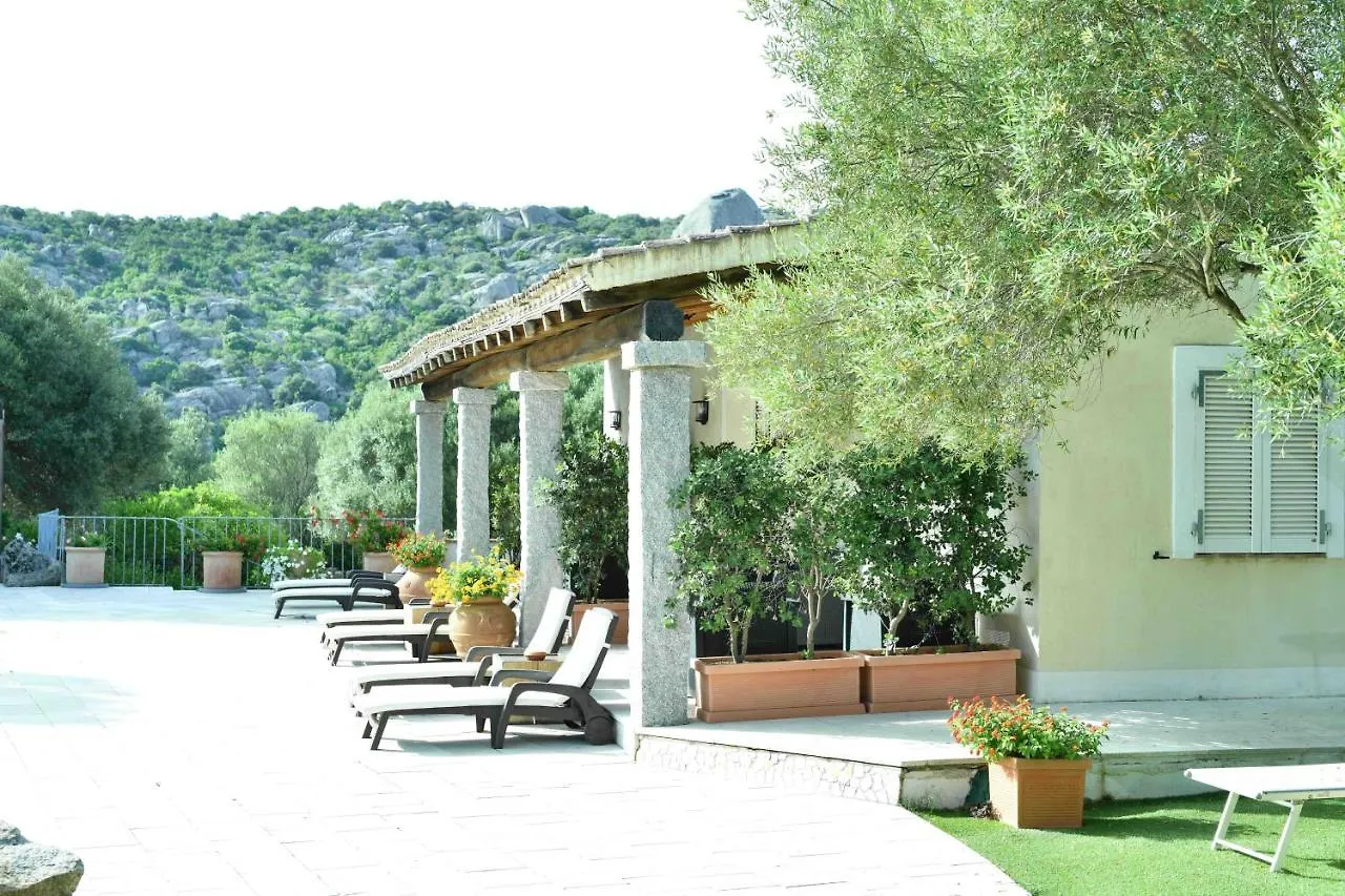 Hotel Lu Pastruccialeddu Arzachena 0*,  Italien