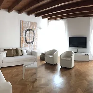 Quarenghi16 Gasthuis Bergamo